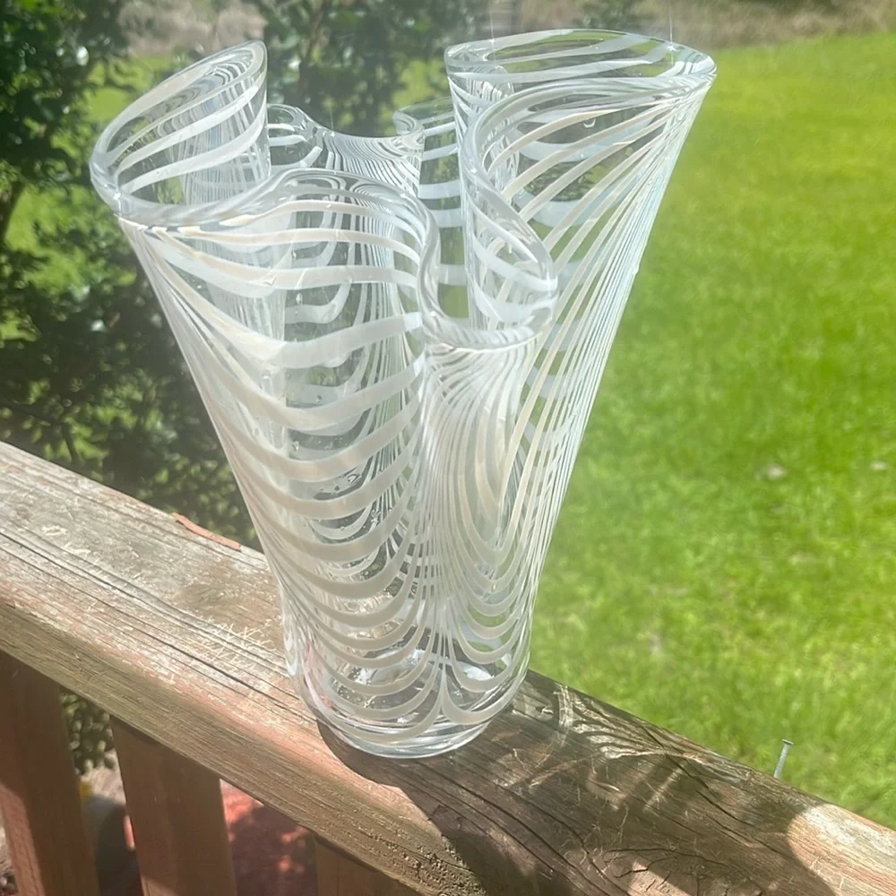 GLASS VASE HANDKERCHIEF SCALLOPED WHITE STRIPES 9” tall